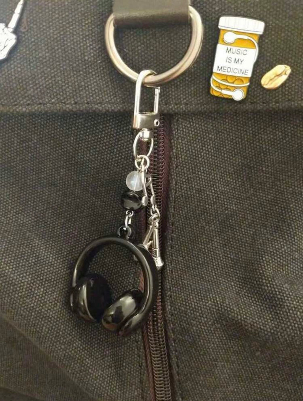 Llavero Con auriculares de música con colgante de guitarra y micrófono