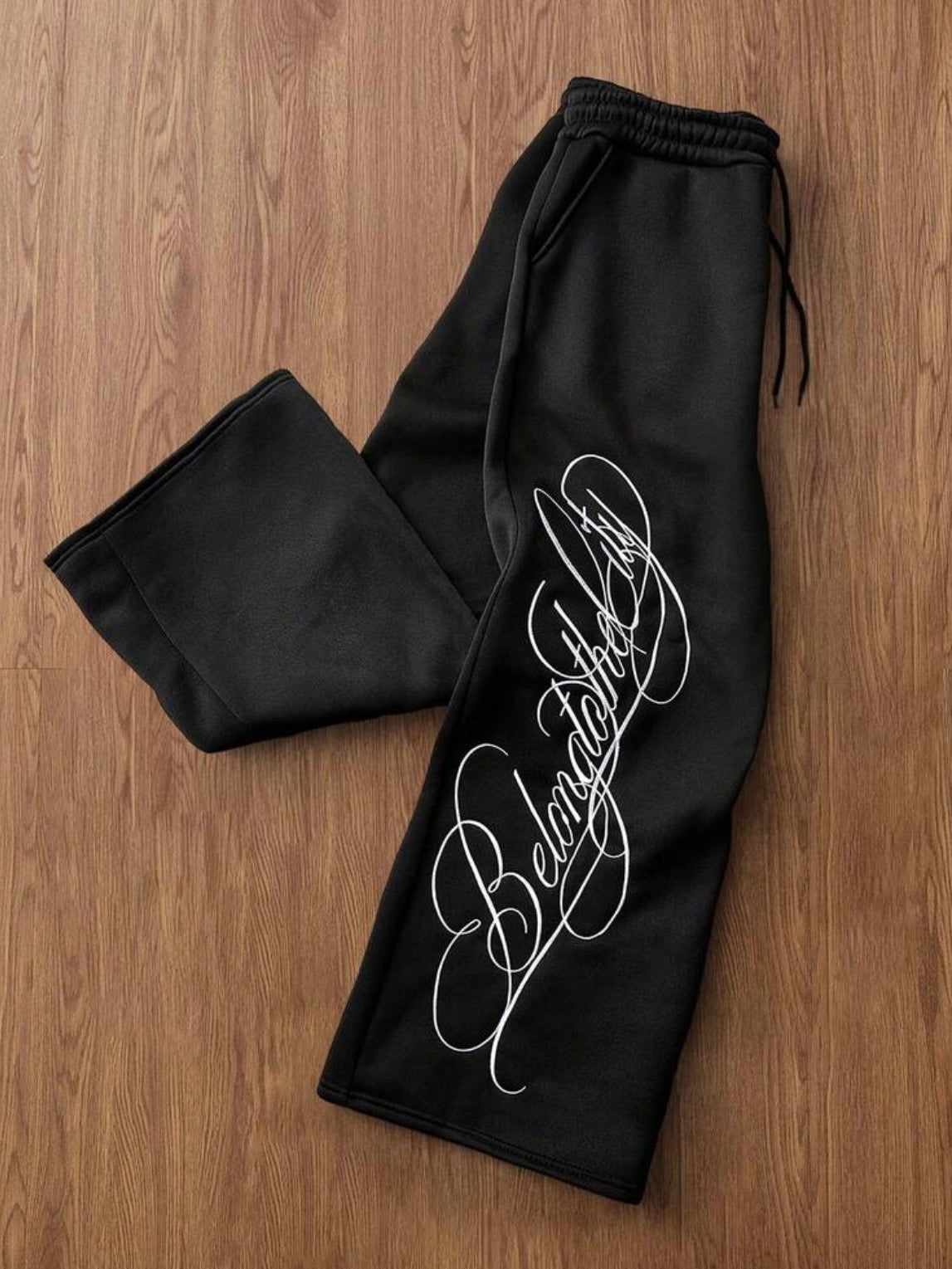 Pantalones "Belong to the City