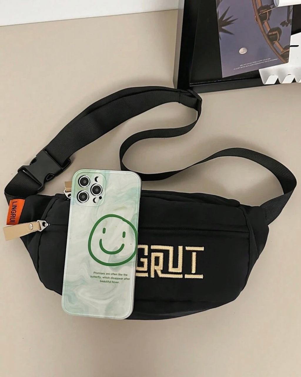 Riñonera Crossbody Urban Pro – Seguridad y Estilo en cada Movimiento