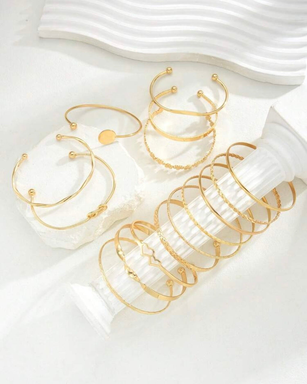 Set de Brazaletes y Pulseras de Alta Gama